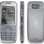 Nokia E52: l’email facile. 