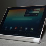 Lenovo Yoga Tablet, libertà in movimento